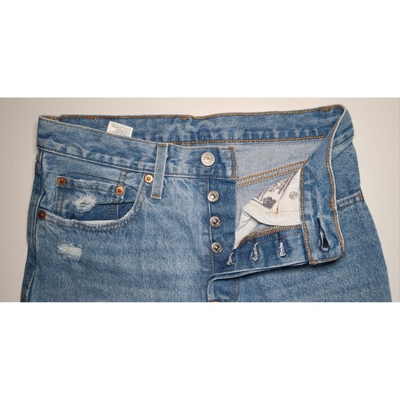 Levi's 501 Cropped Jean Athens Break Distressed Women's Size 26X26 100% Cotton - Picture 8 of 11